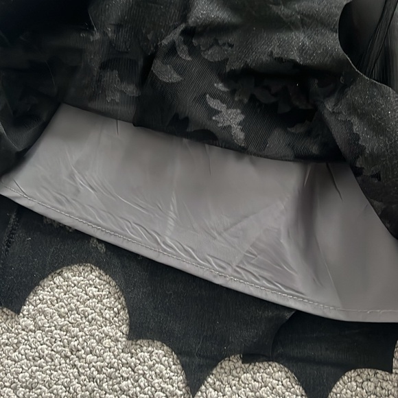 NWT H&M Black Bats Skirt - Picture 2 of 4